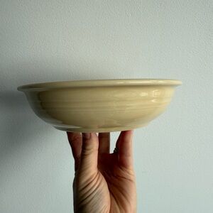 Fiestaware - retired colour IVORY
Classic Rim bowl